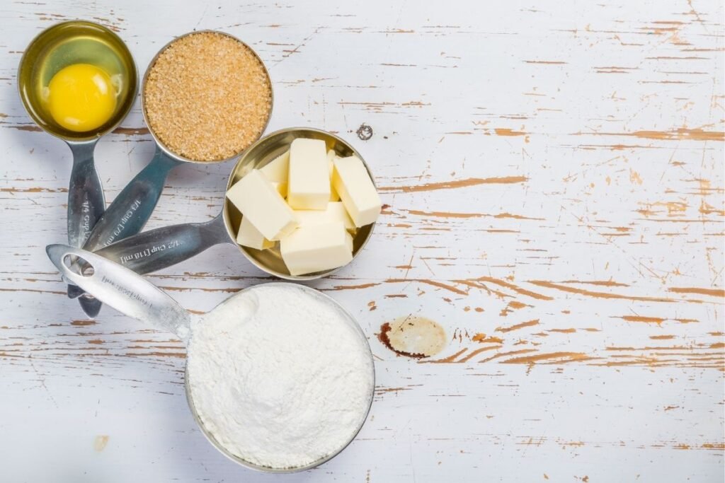 Hvor mange gram tilsvarer 1 cup?